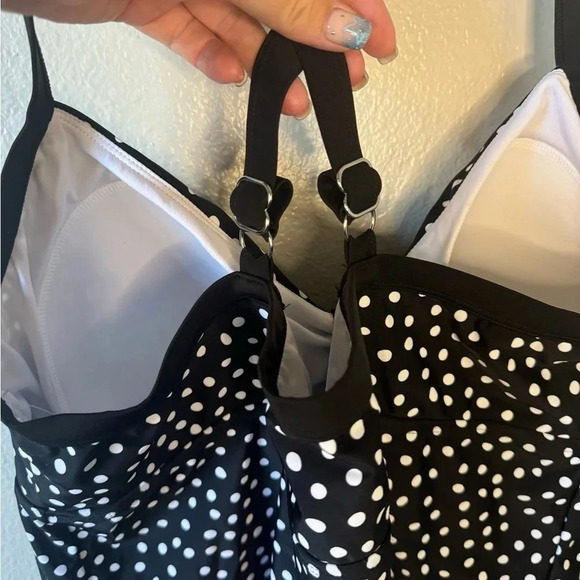 Southpoint Tankini/Shorts Swimsuit Set - Picture 7 of 14